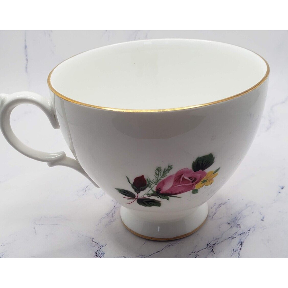 Tea Cup and Saucer Queen Anne Bone China Roses Pattern - Picture 10 of 14